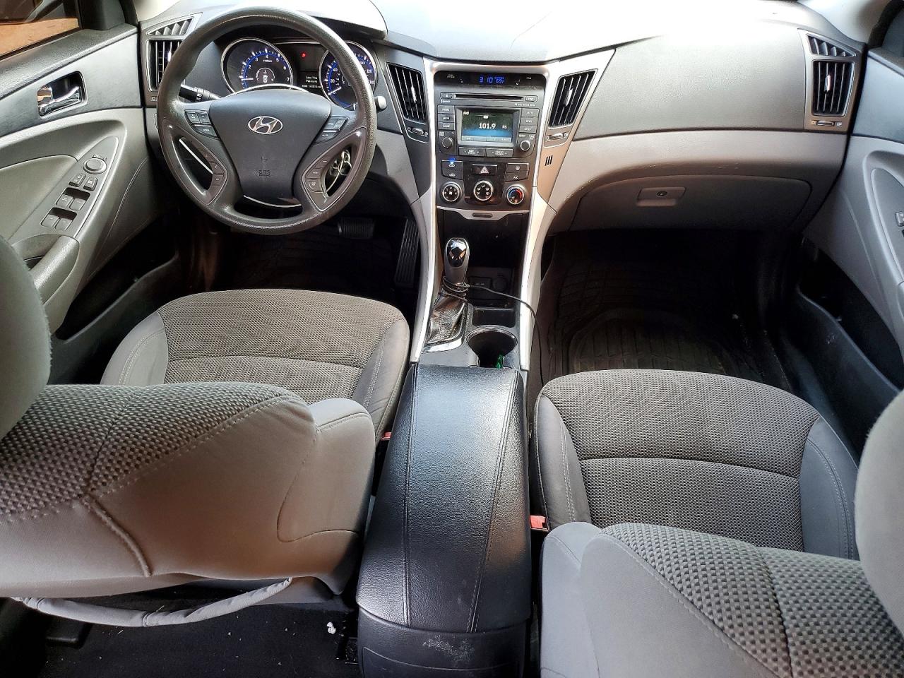 2014 HYUNDAI SONATA GLS photo 15