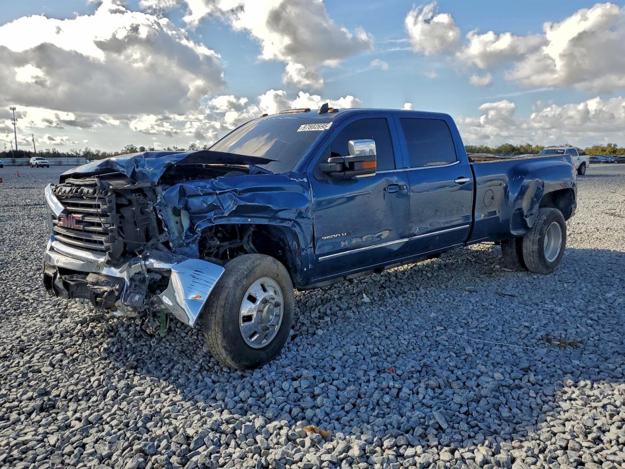 2015 GMC SIERRA