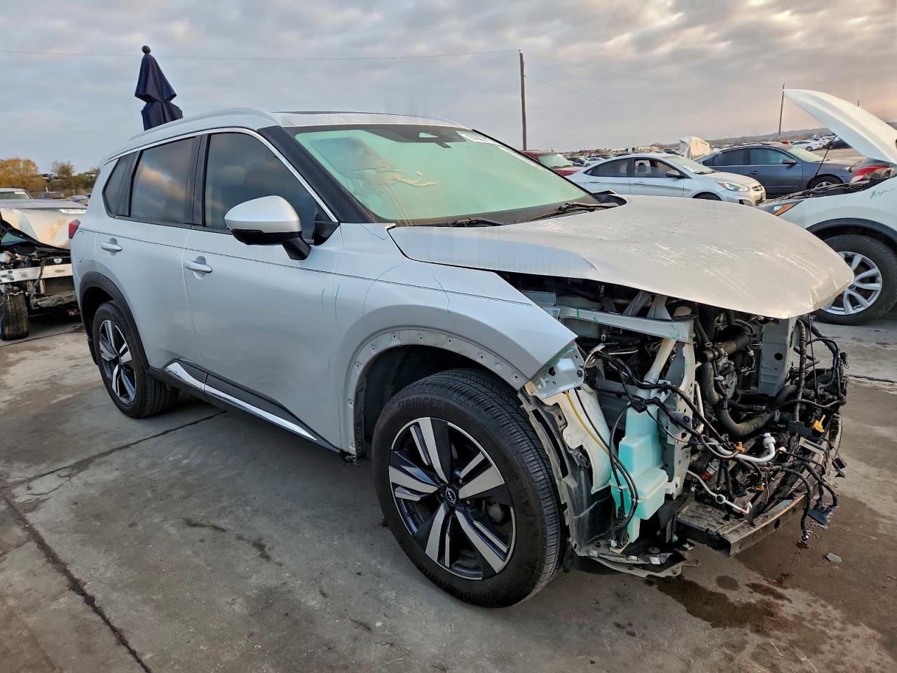 2023 NISSAN ROGUE SL photo 4