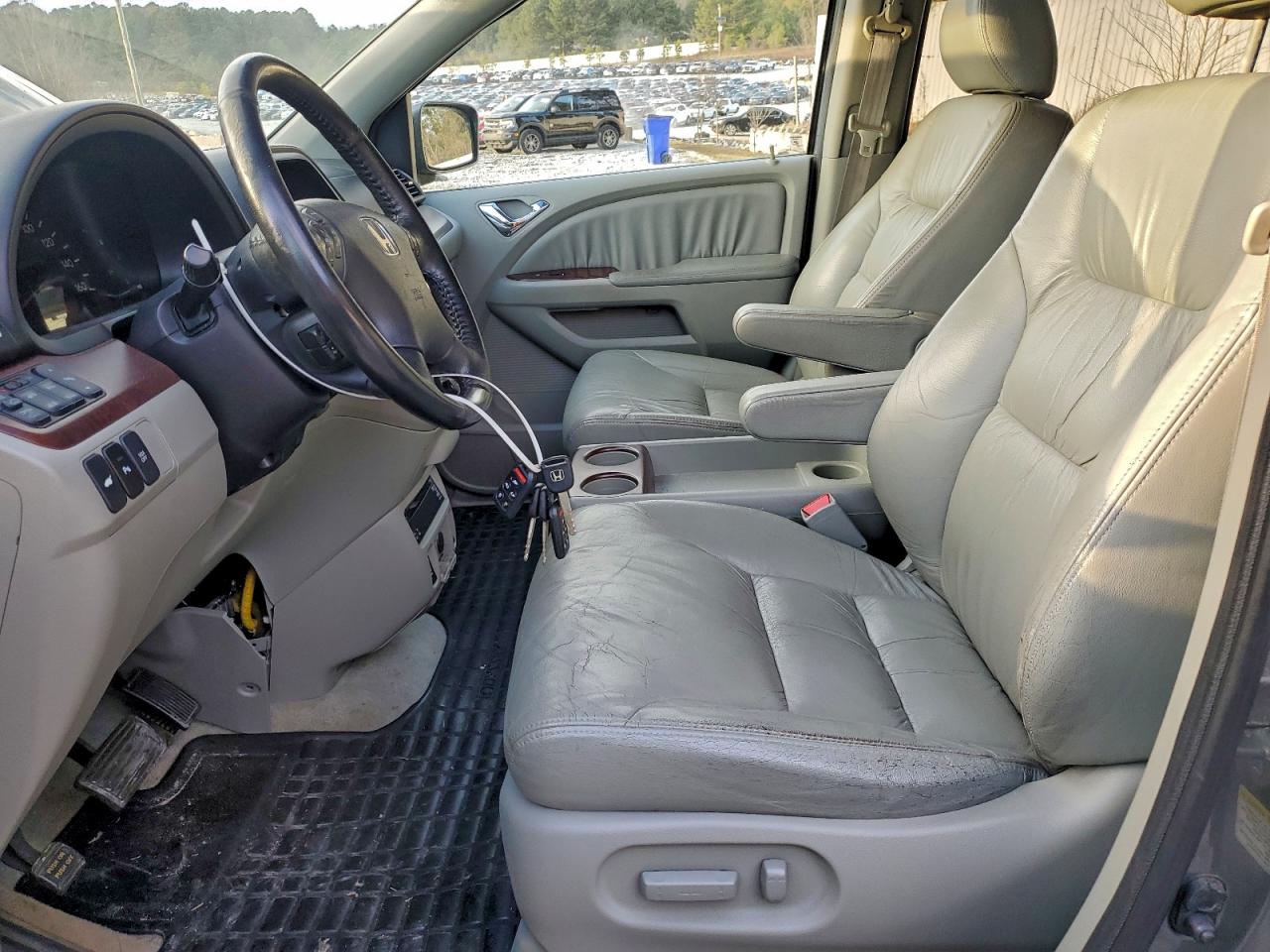 2008 HONDA ODYSSEY TOURING photo 7