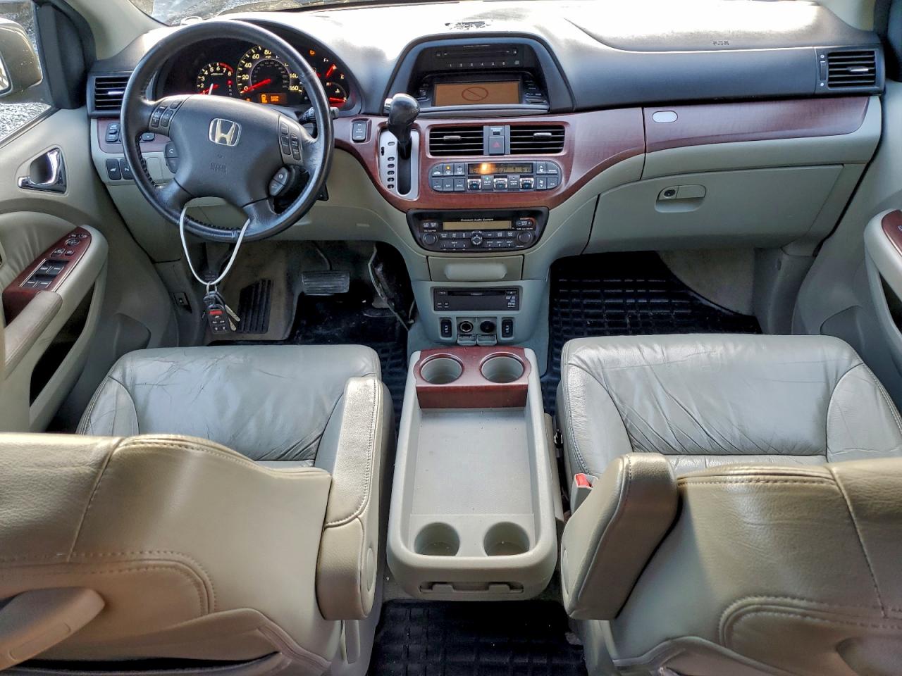 2008 HONDA ODYSSEY TOURING photo 8