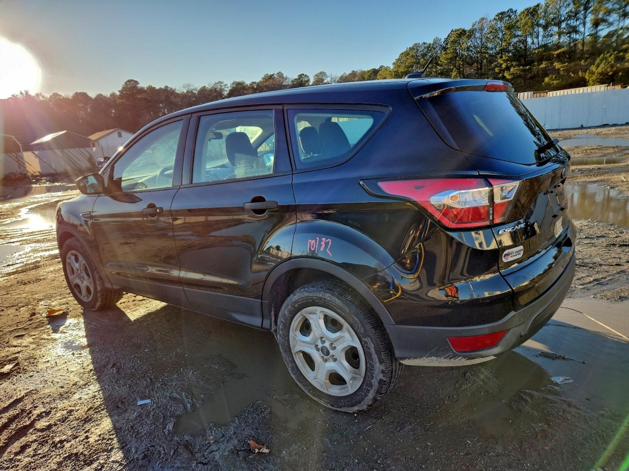 2018 FORD ESCAPE S photo 2