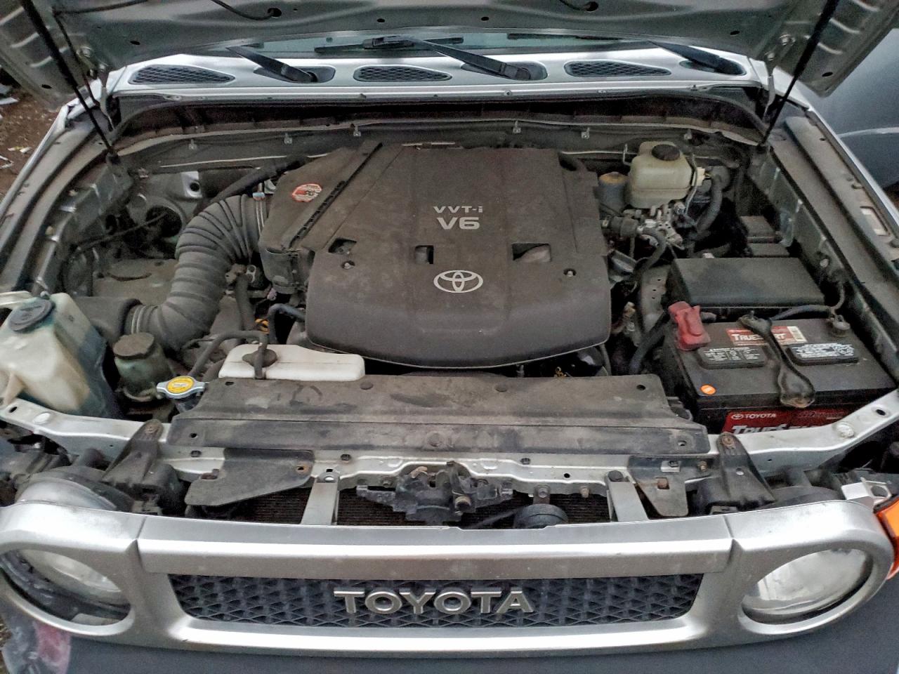 2007 TOYOTA FJ CRUISER photo 11