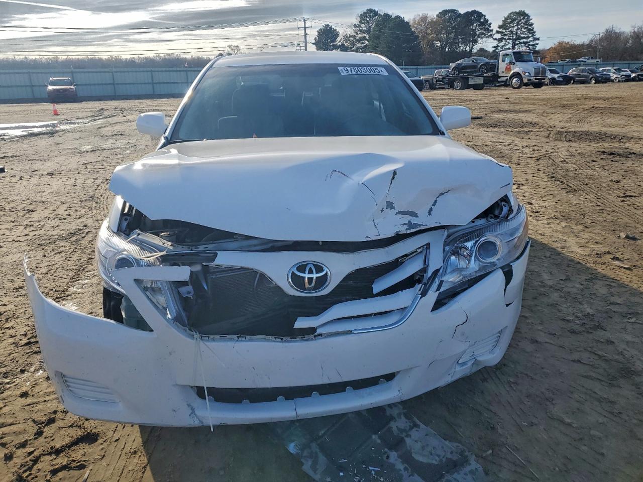 2011 TOYOTA CAMRY BASE photo 5
