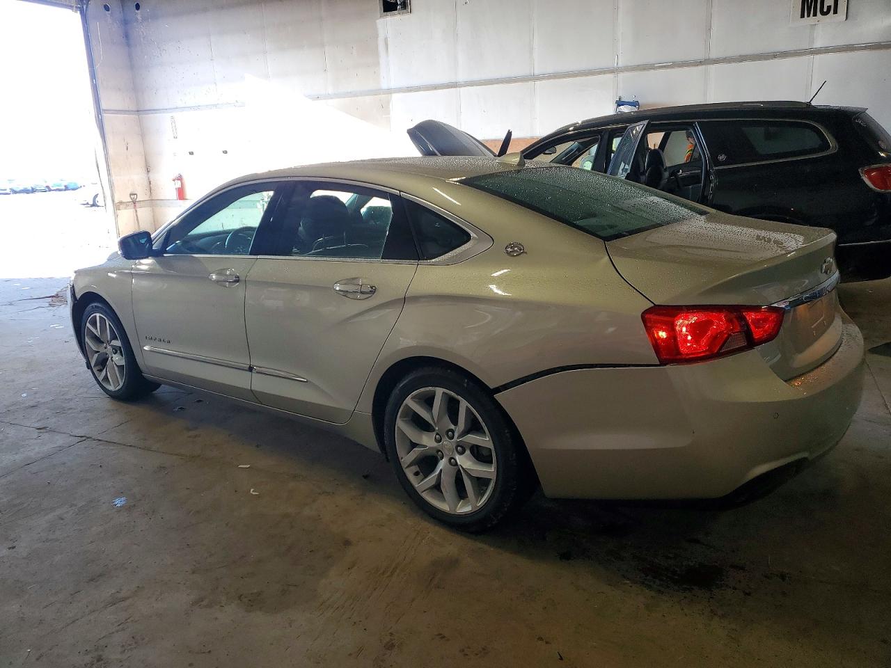 2014 CHEVROLET IMPALA LTZ photo 2