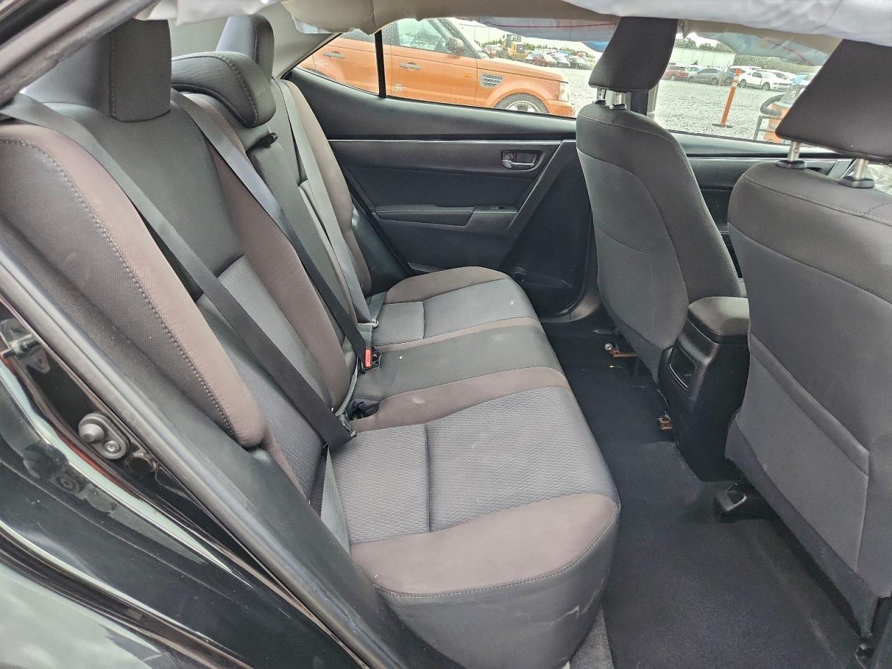 2019 TOYOTA COROLLA L photo 28