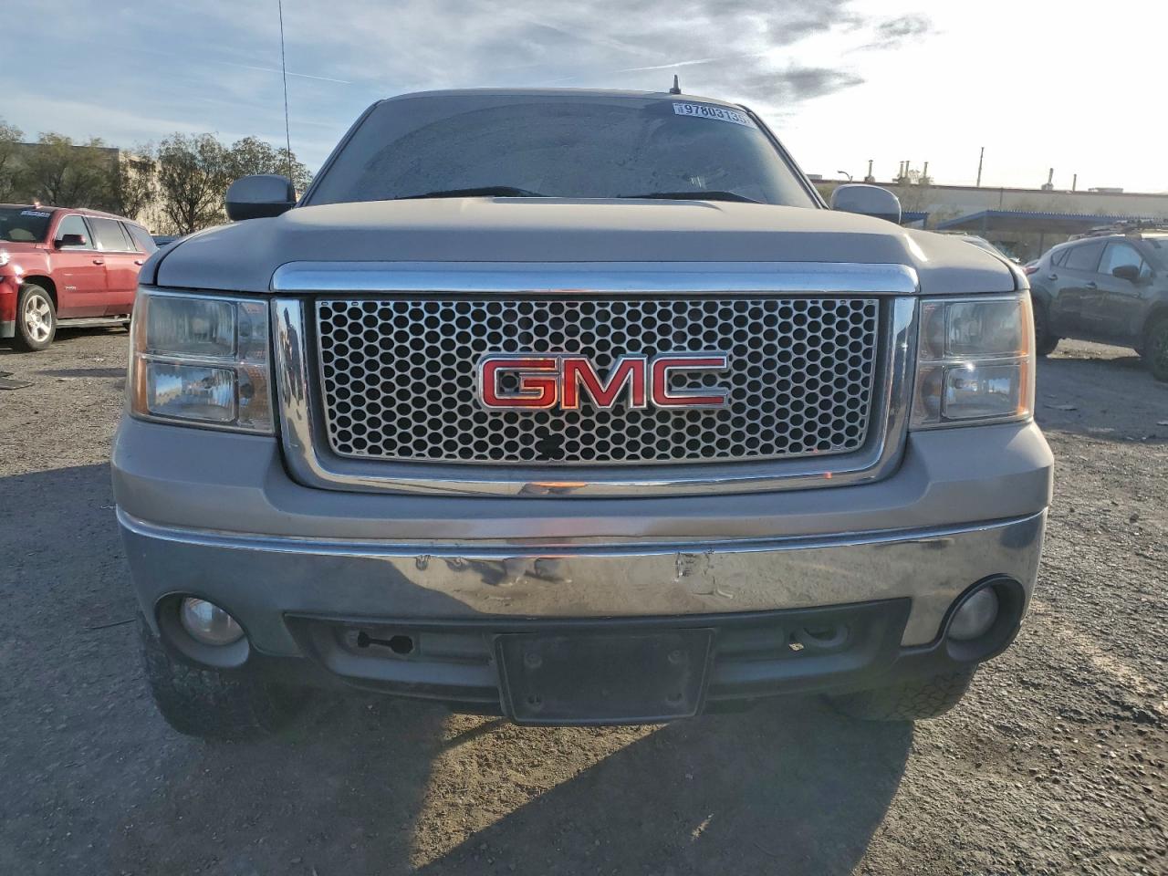 2008 GMC NEW SIERRA K1500 DENALI photo 5