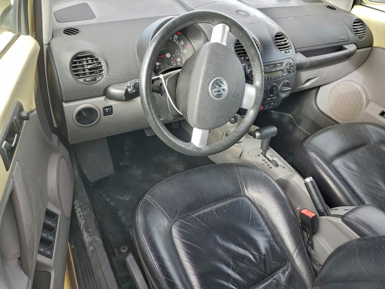2004 VOLKSWAGEN NEW BEETLE GLS photo 15