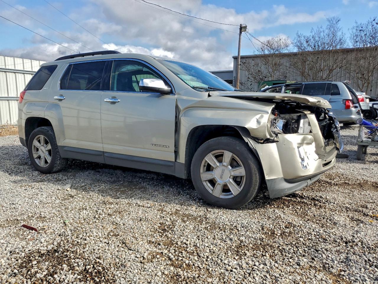 2013 GMC TERRAIN SLT photo 4