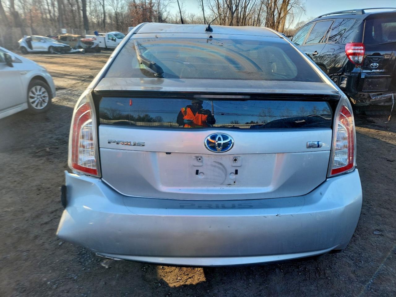 2013 TOYOTA PRIUS photo 6
