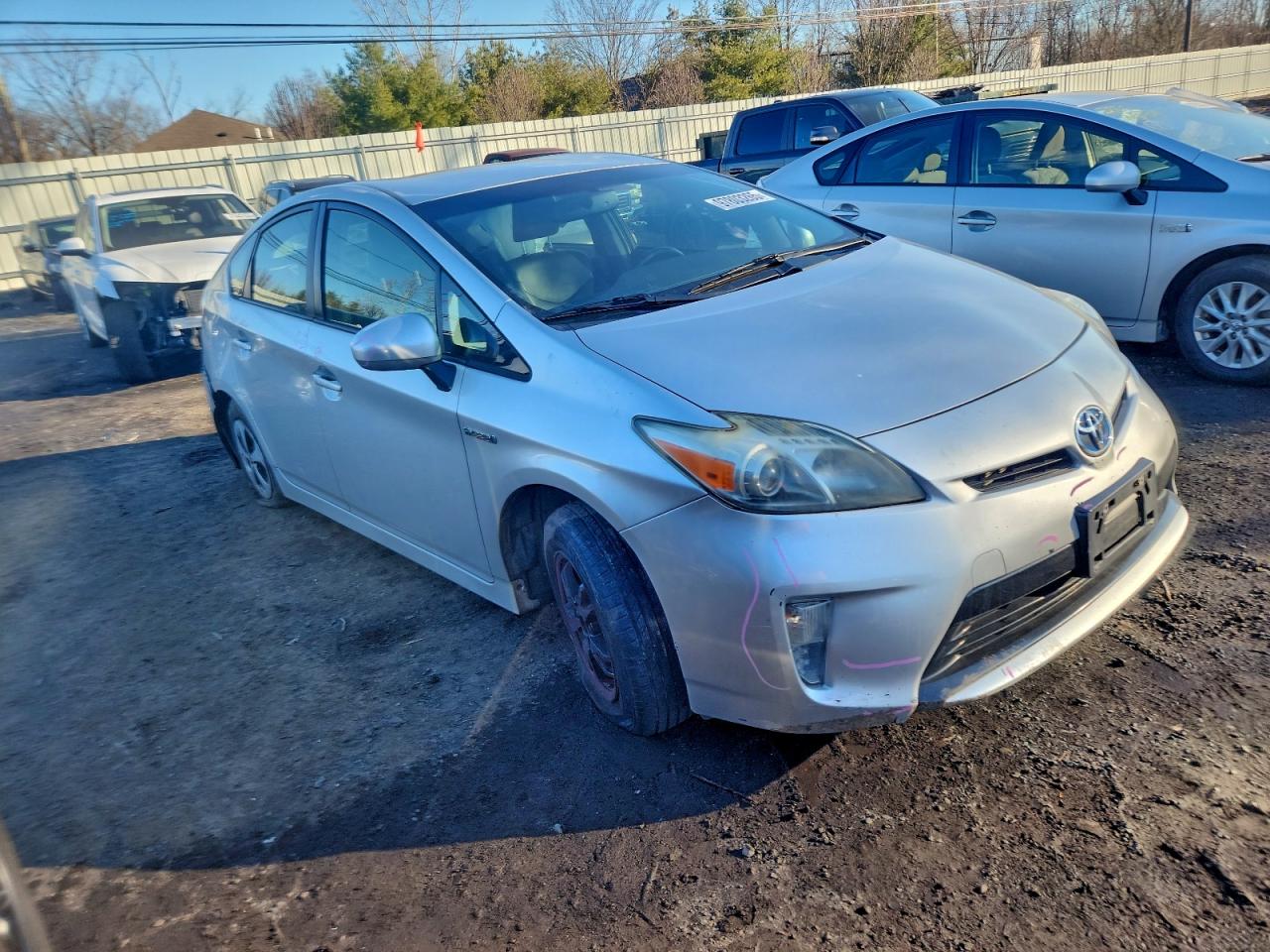 2013 TOYOTA PRIUS photo 4