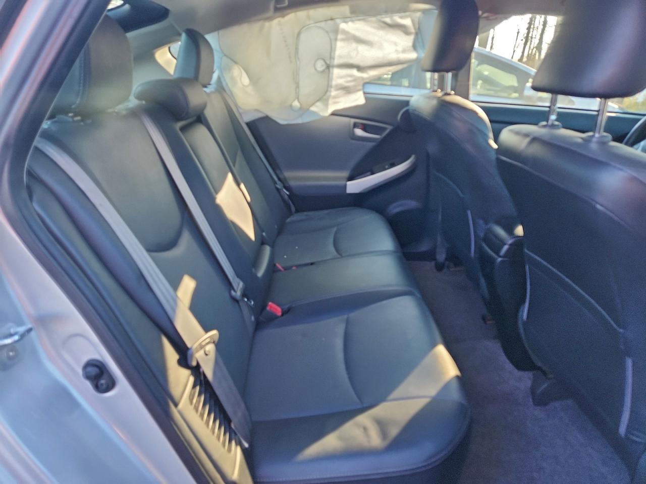 2013 TOYOTA PRIUS photo 10