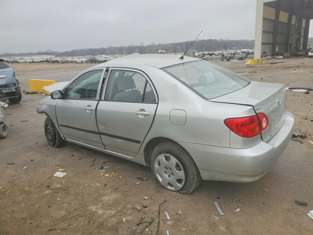 2003 TOYOTA COROLLA CE photo 2