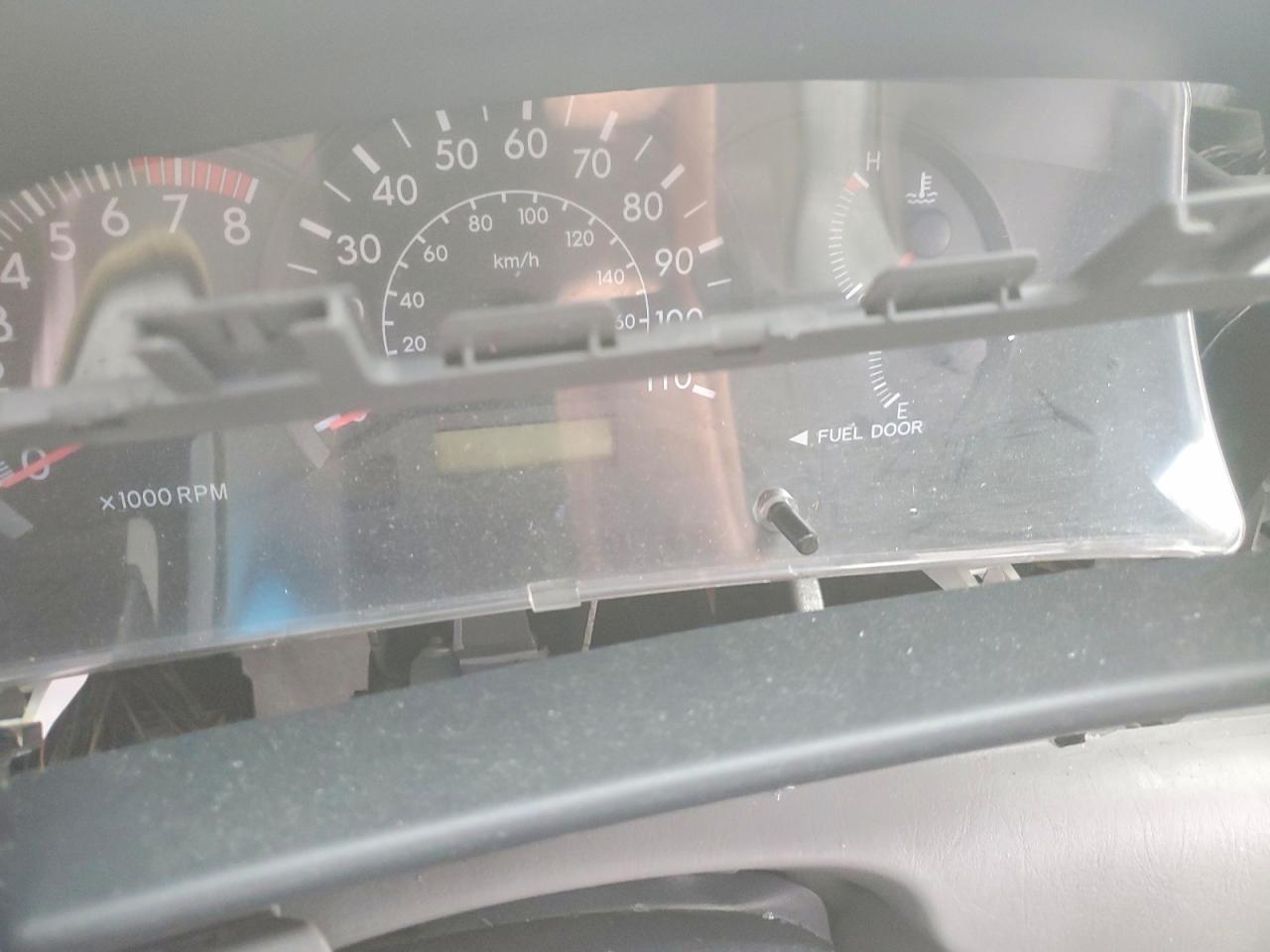 2003 TOYOTA COROLLA CE photo 9