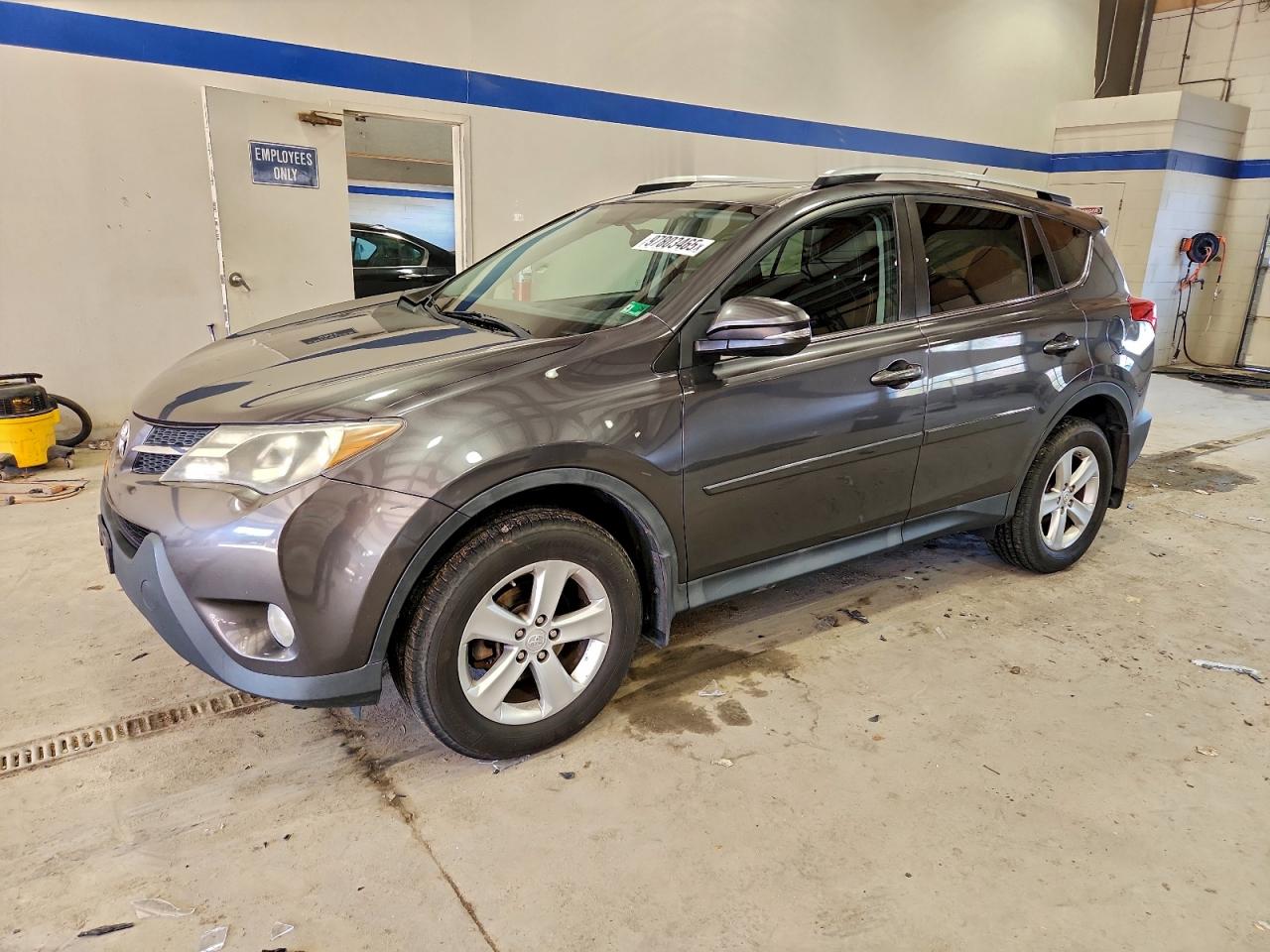 2014 TOYOTA RAV4