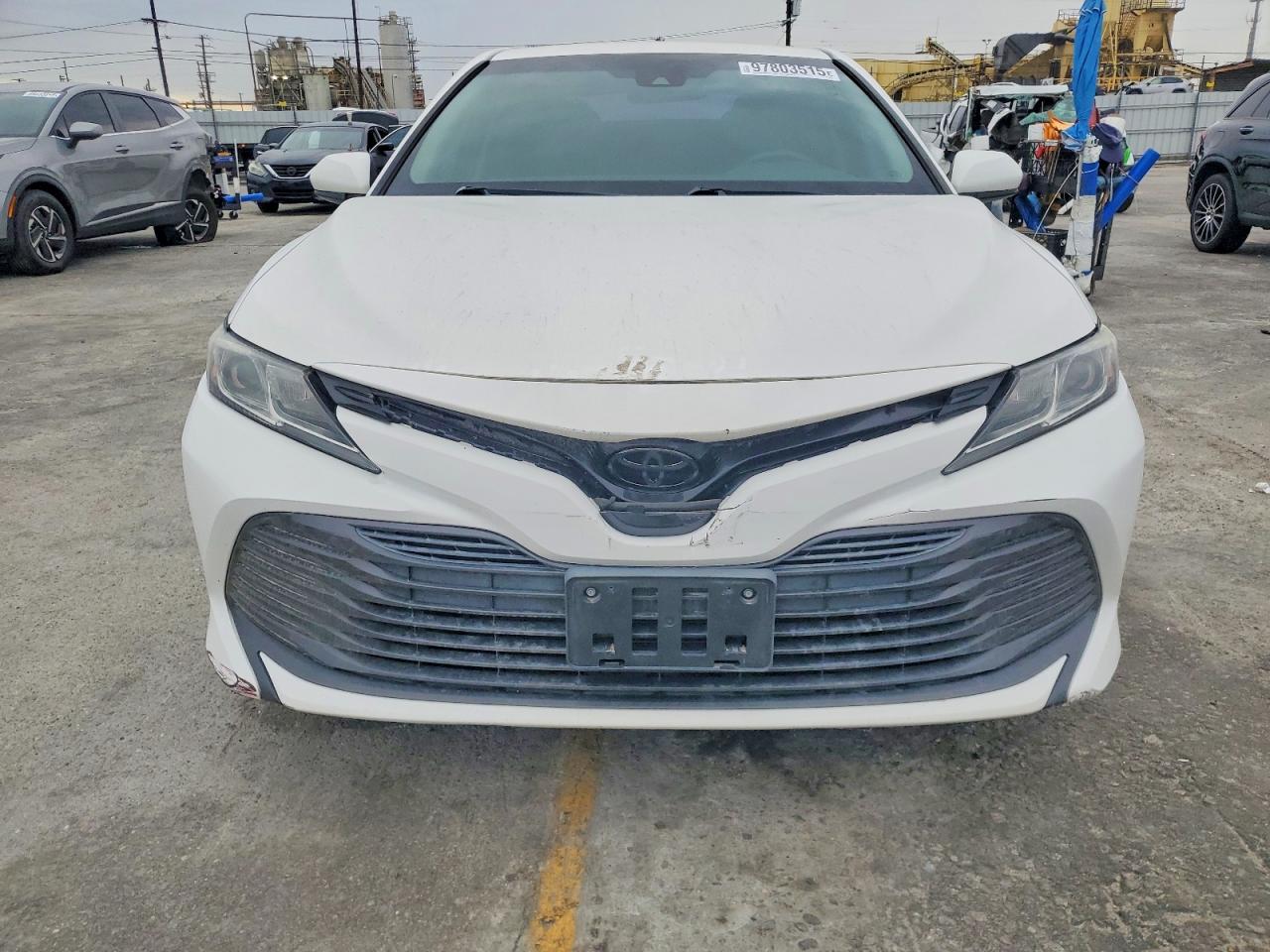 2018 TOYOTA CAMRY L photo 9
