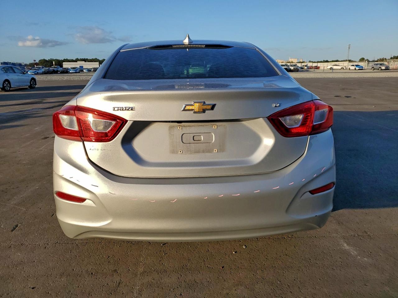 2016 CHEVROLET CRUZE LT photo 6