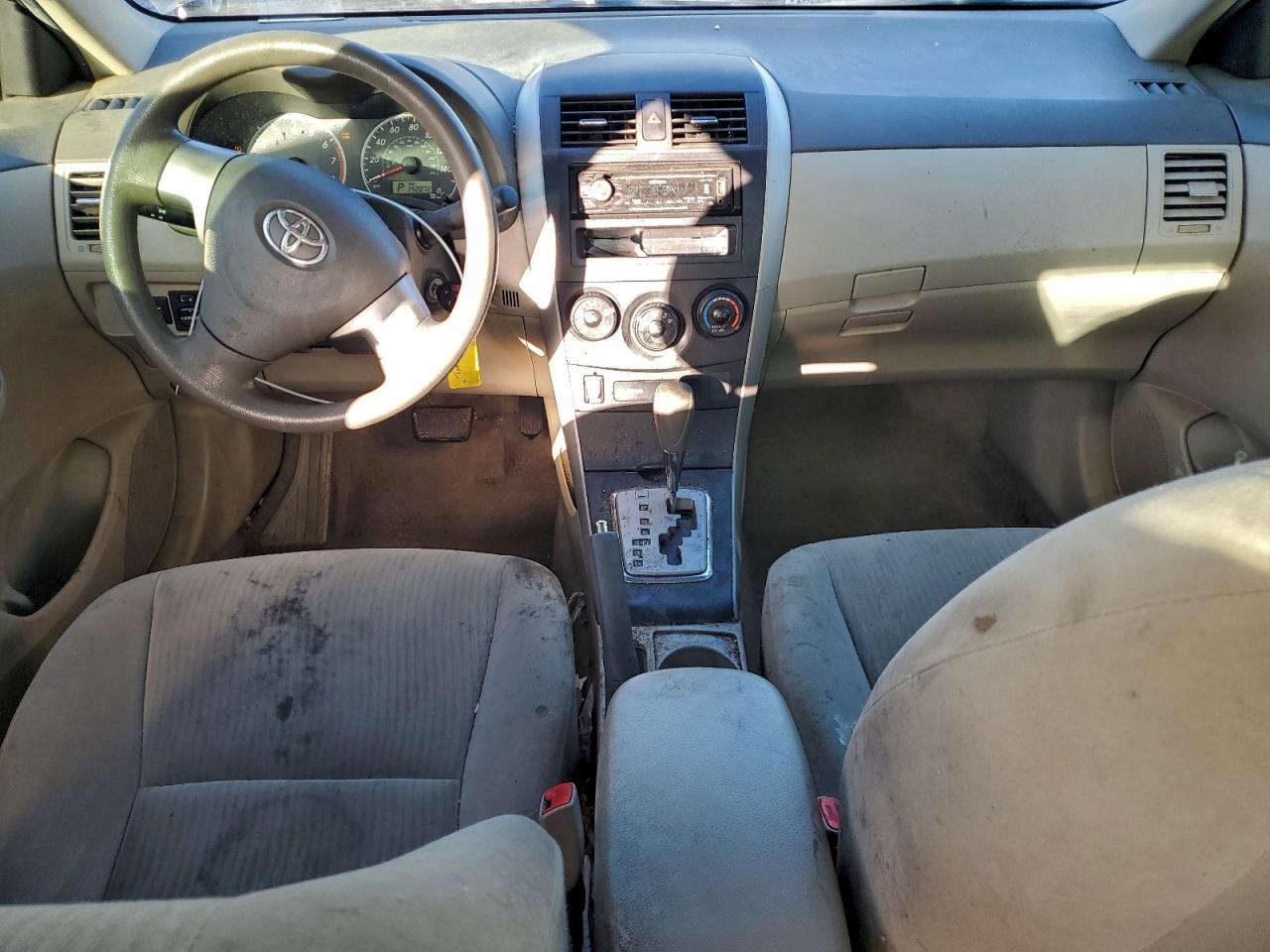 2010 TOYOTA COROLLA BASE photo 8