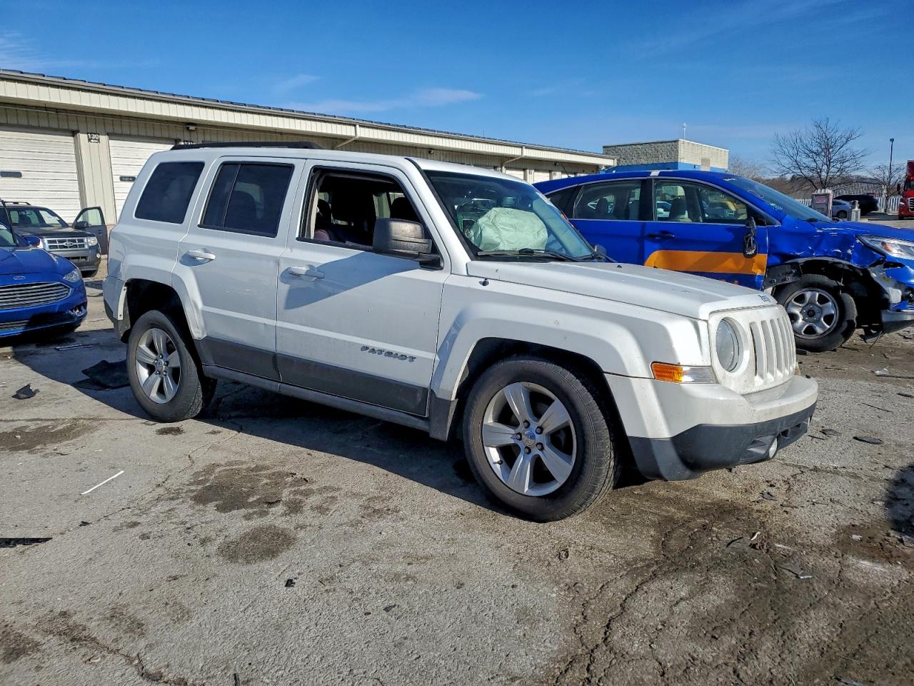 2017 JEEP PATRIOT LATITUDE photo 4