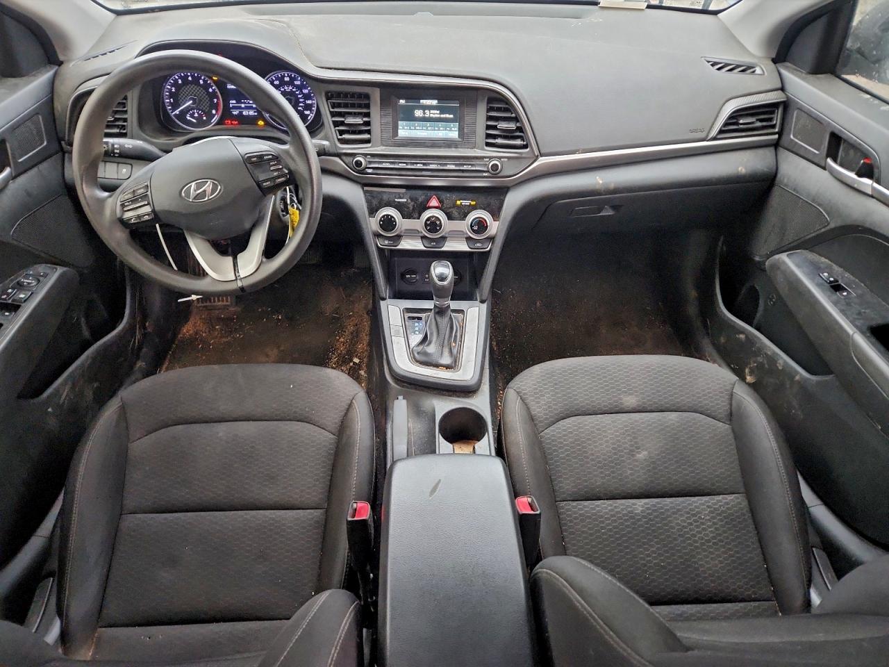 2019 HYUNDAI ELANTRA SE photo 8