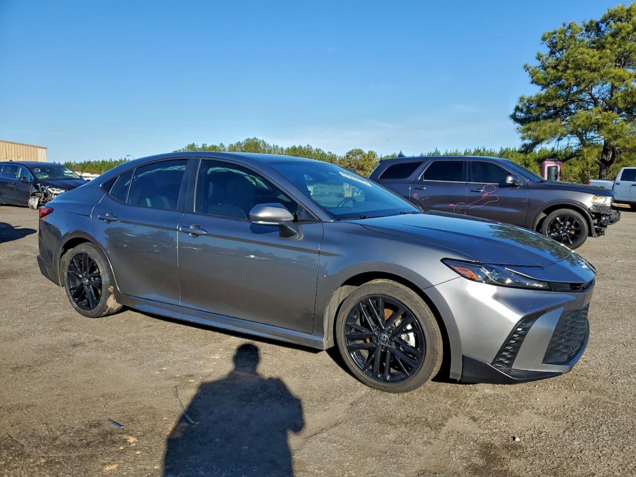 2025 TOYOTA CAMRY XSE photo 4