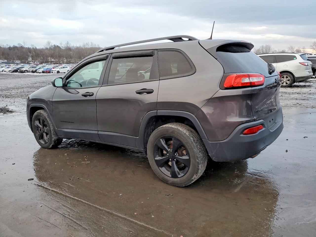 2016 JEEP CHEROKEE SPORT photo 2
