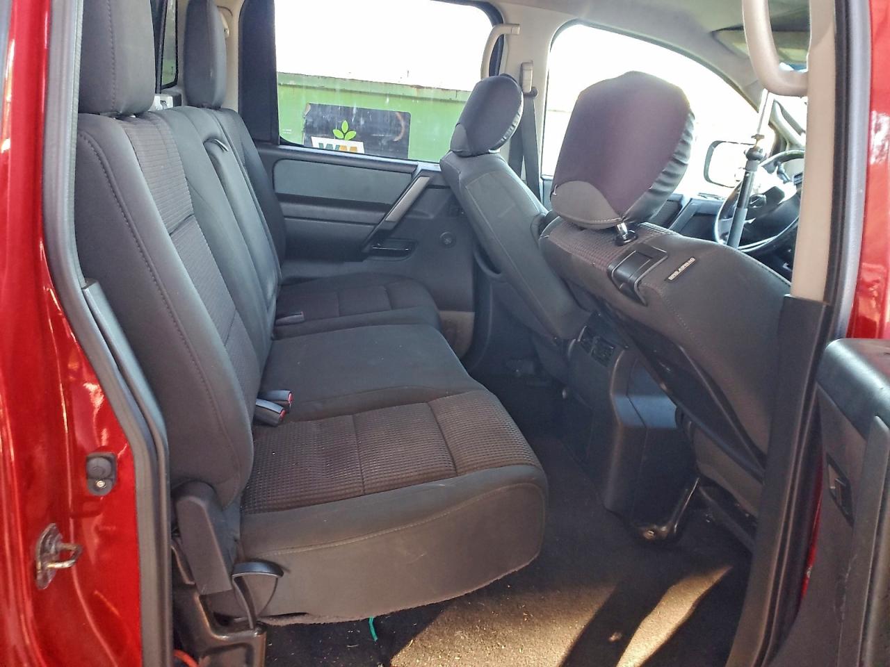 2012 NISSAN TITAN S photo 10