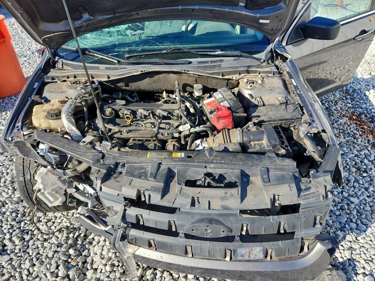 2012 FORD FUSION SE photo 11