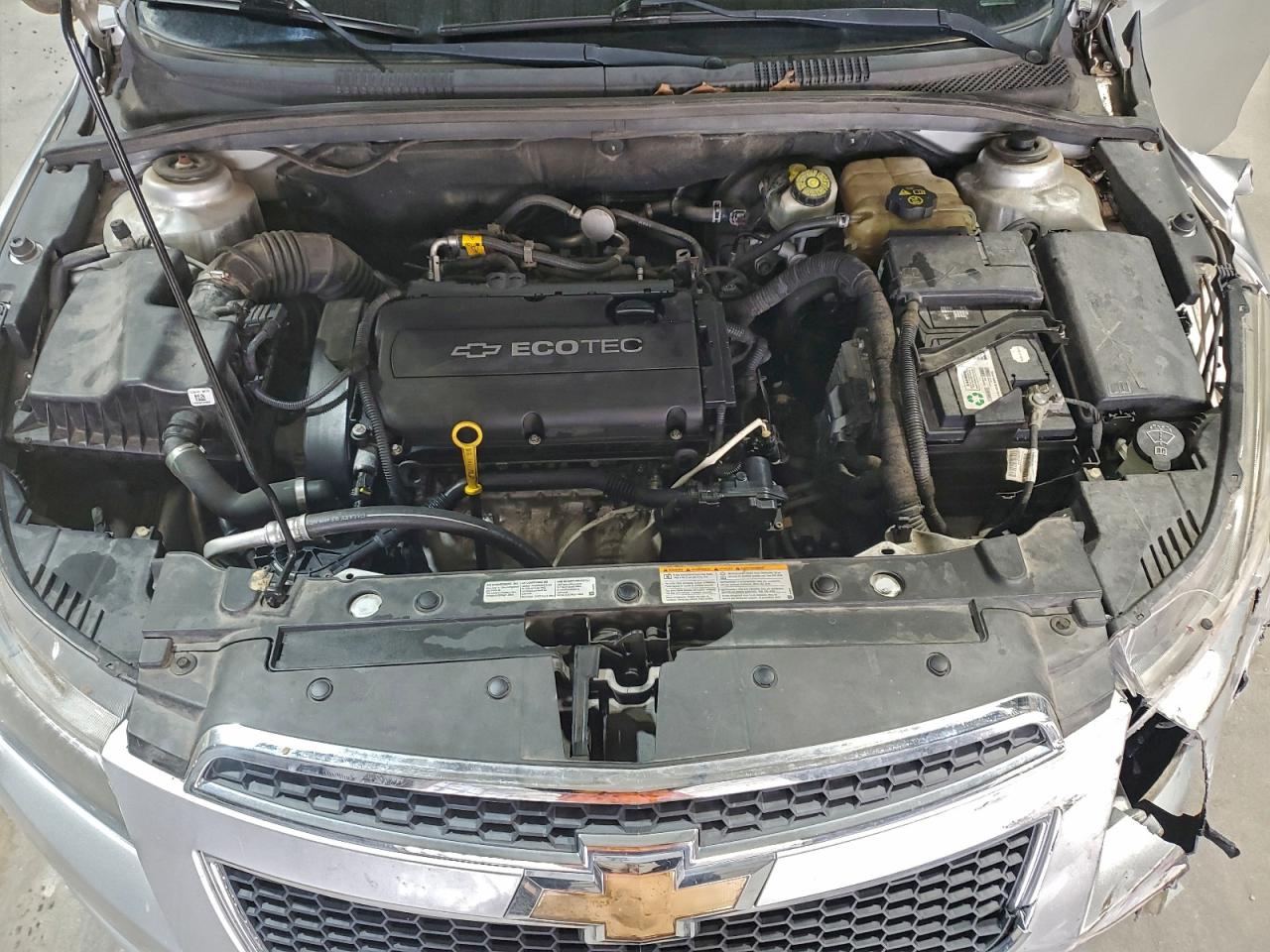 2013 CHEVROLET CRUZE LS photo 11