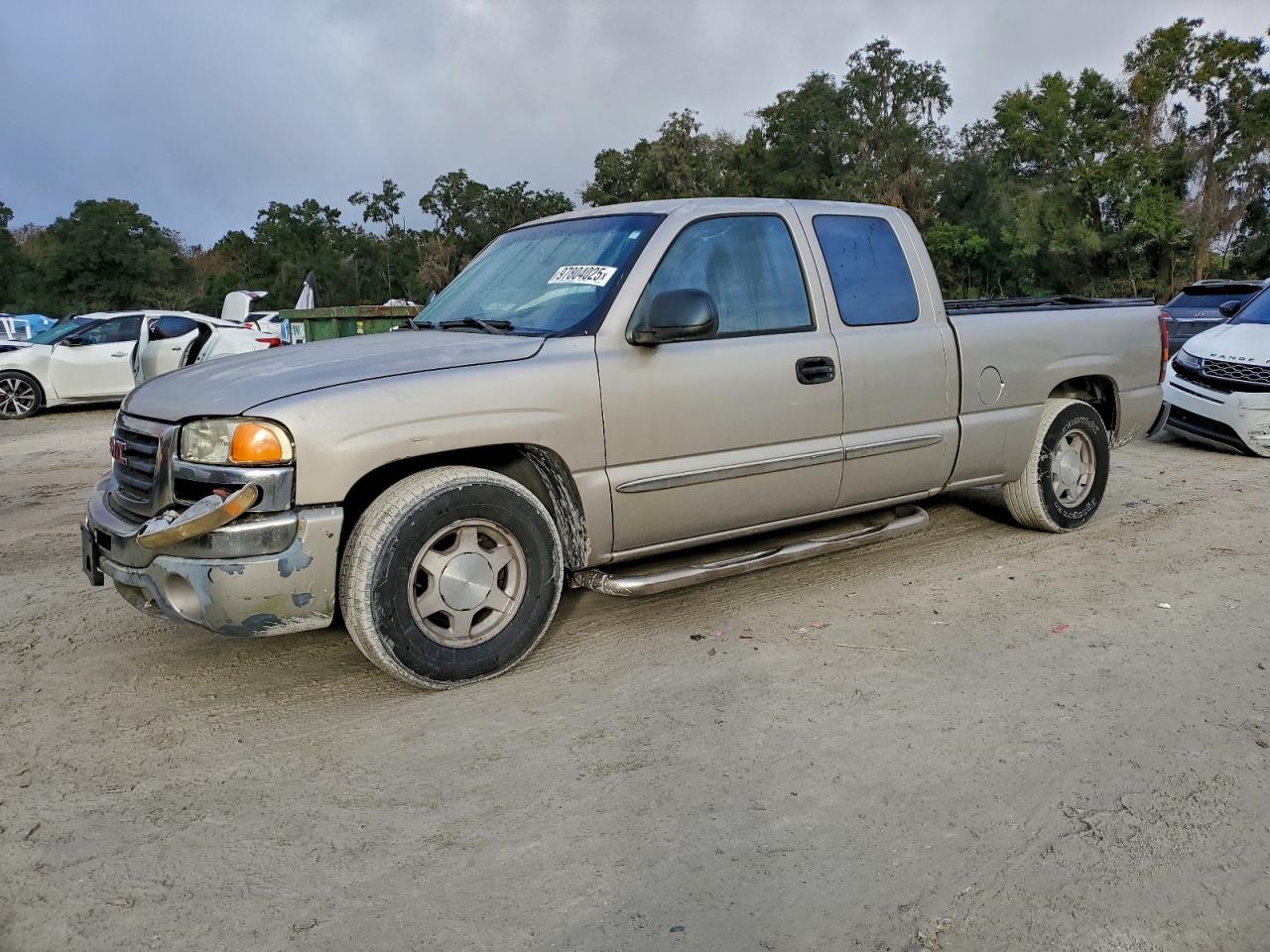 2004 GMC NEW SIERRA