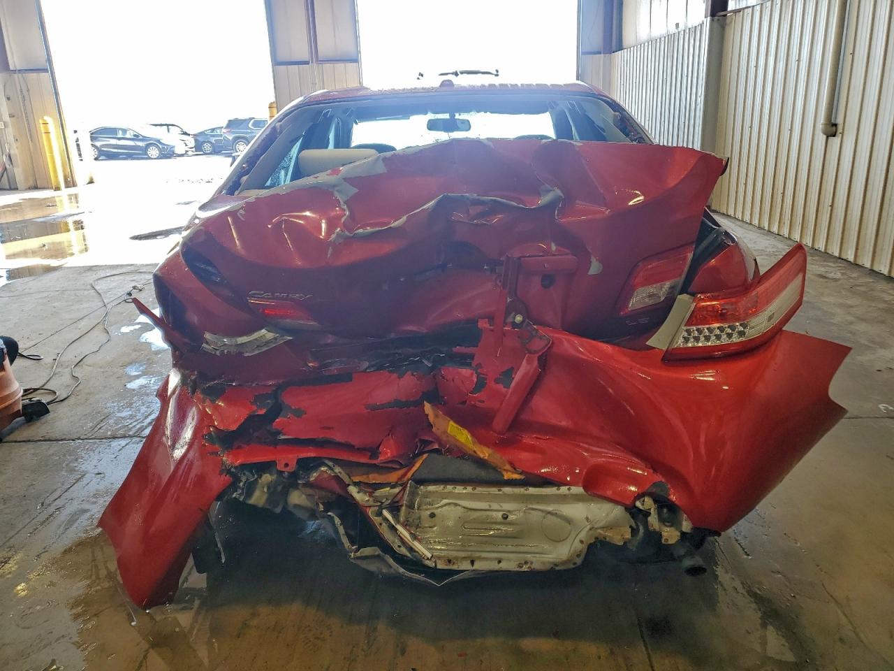 2011 TOYOTA CAMRY LE photo 6