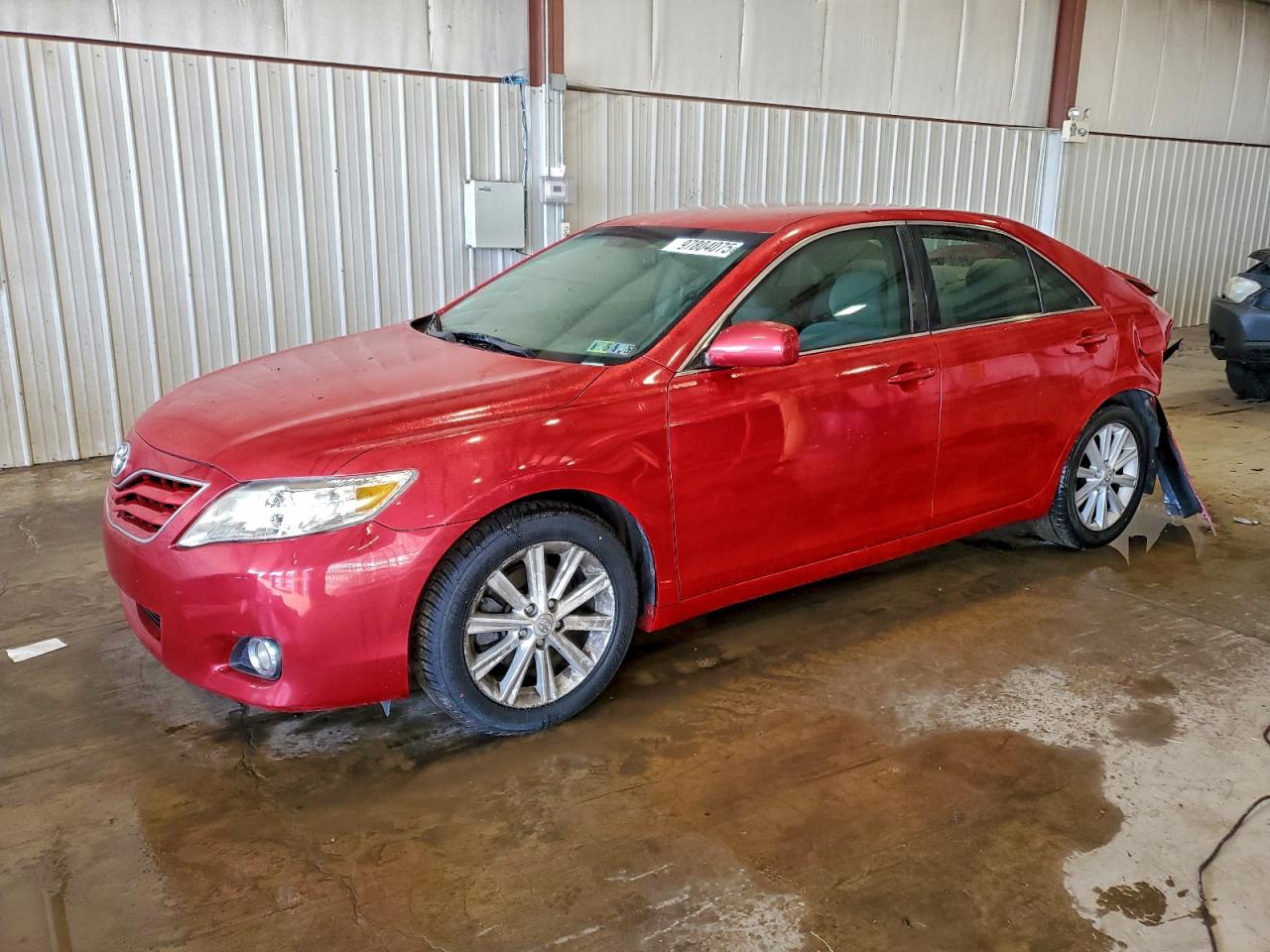 2011 TOYOTA CAMRY