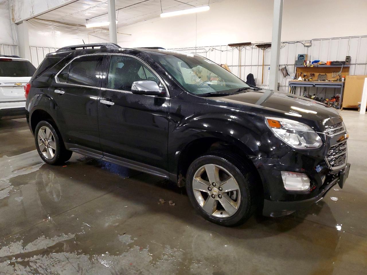 2016 CHEVROLET EQUINOX LTZ photo 4