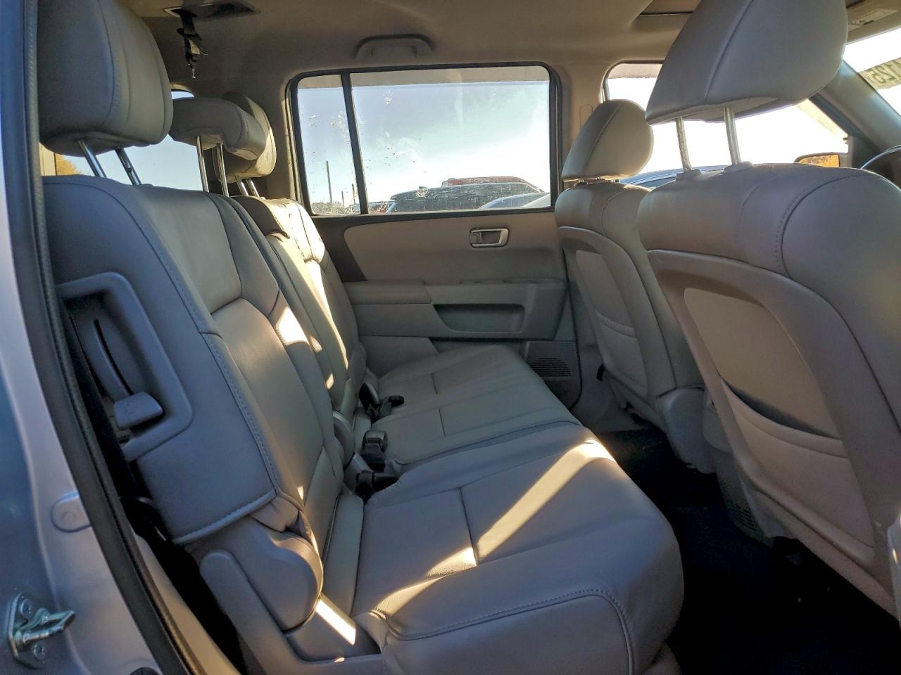 2015 HONDA PILOT EXL photo 10