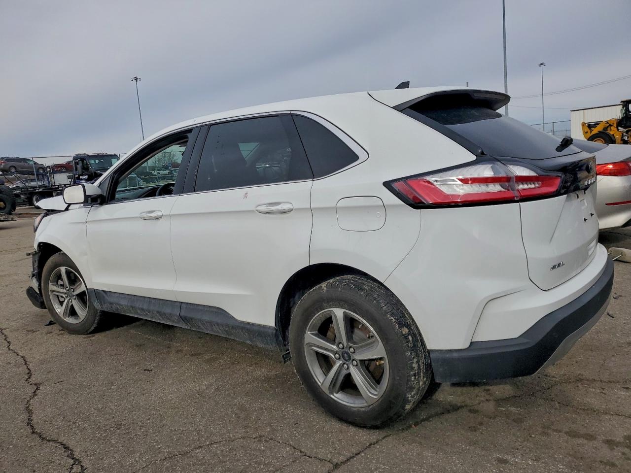 2024 FORD EDGE SEL photo 2
