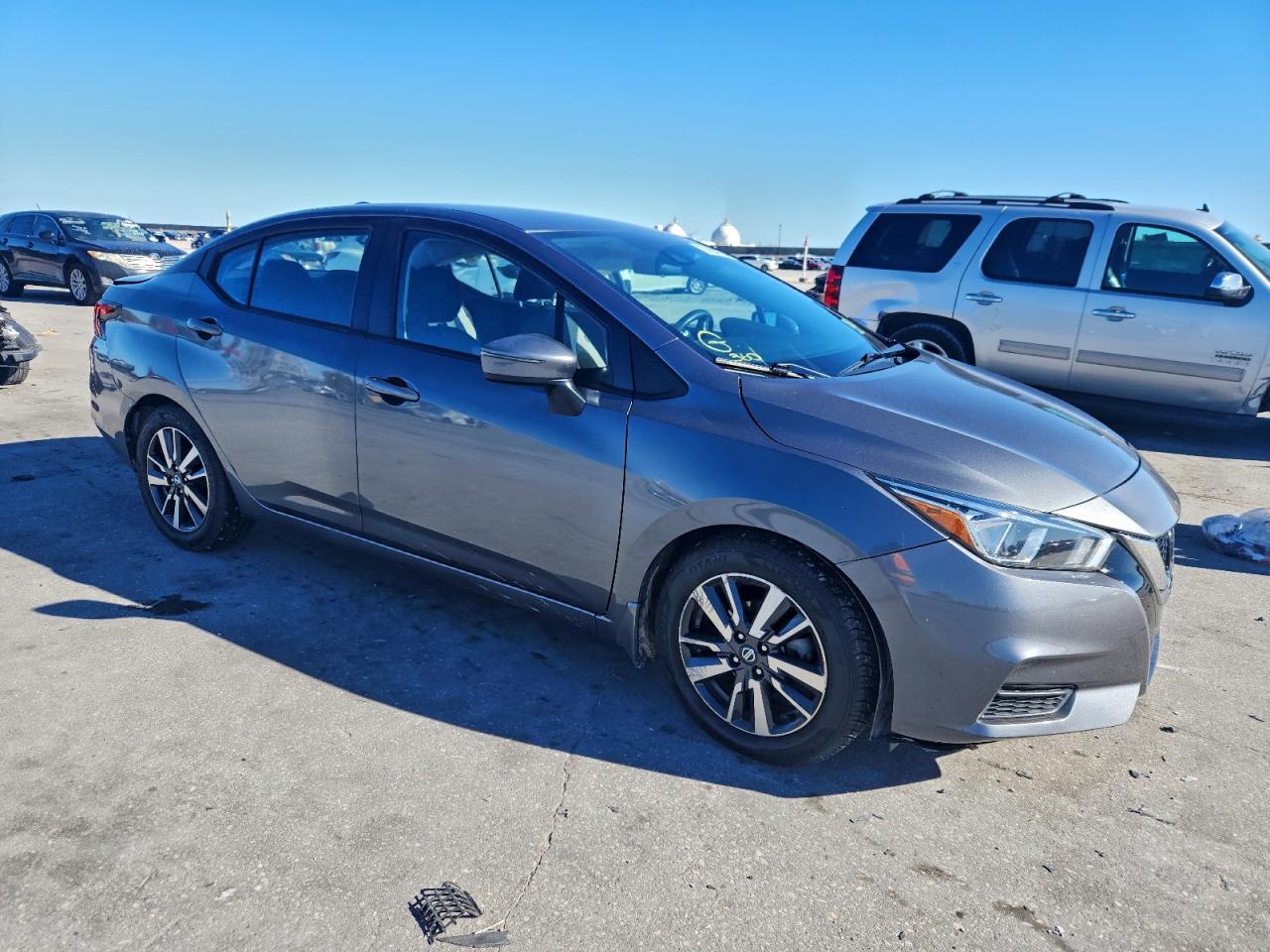 2021 NISSAN VERSA SV photo 4