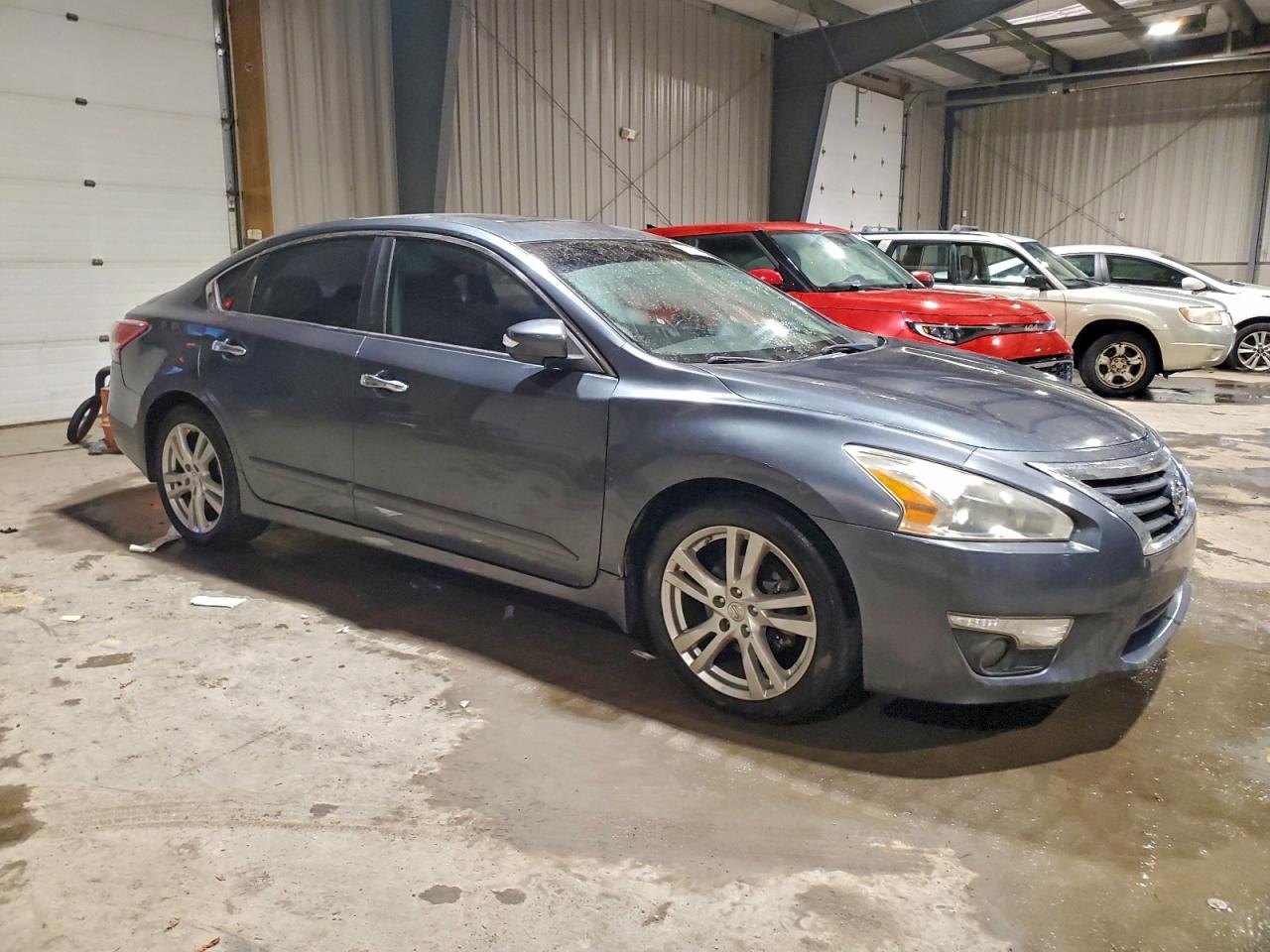 2013 NISSAN ALTIMA 3.5S photo 4