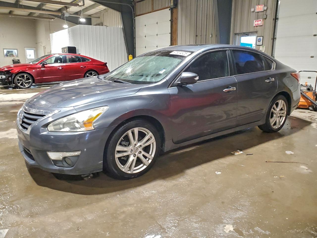 2013 NISSAN ALTIMA