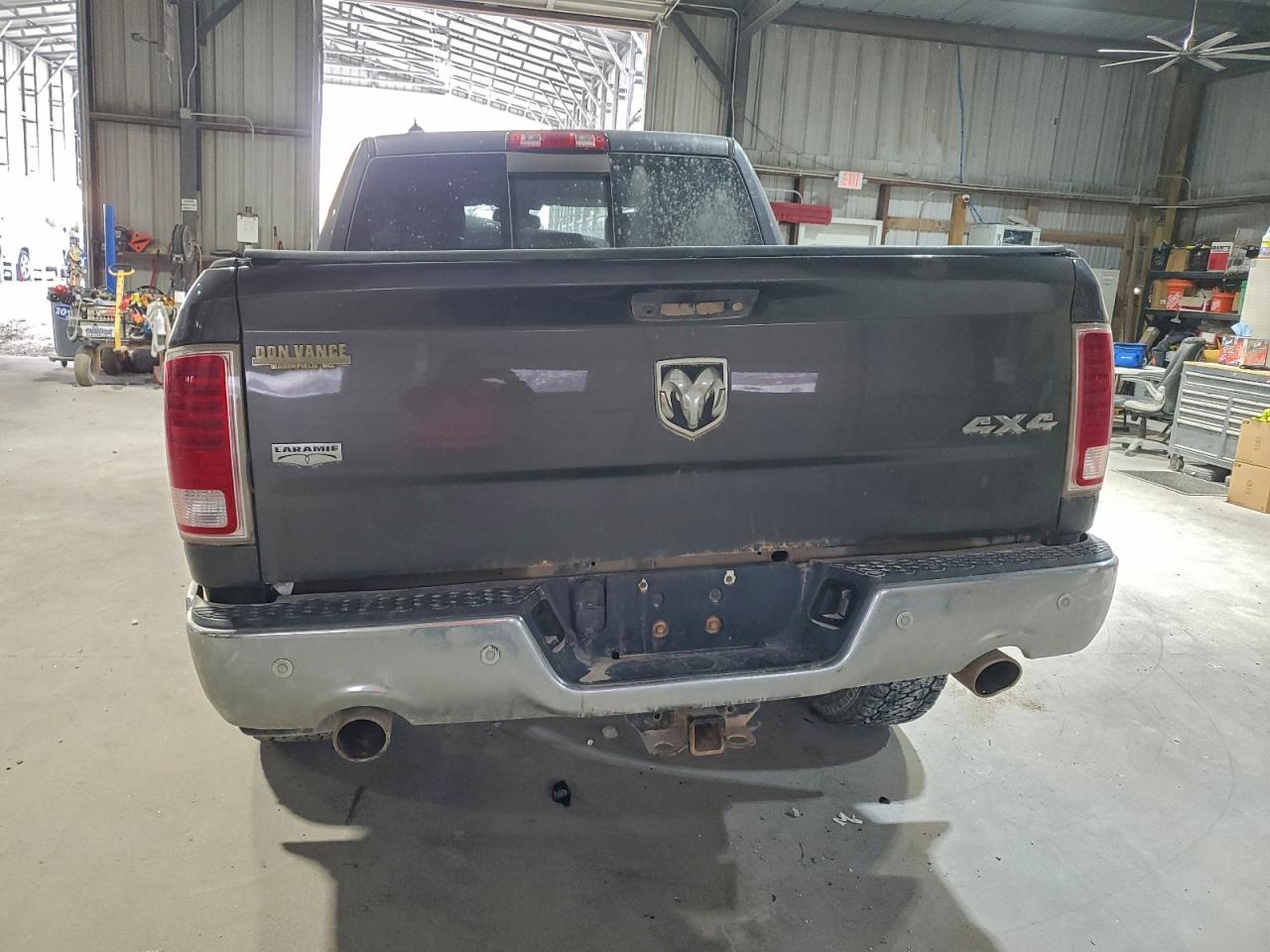 2016 RAM 1500 LARAMIE photo 6