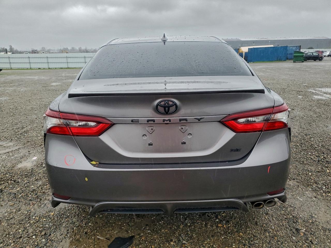 2021 TOYOTA CAMRY SE photo 6