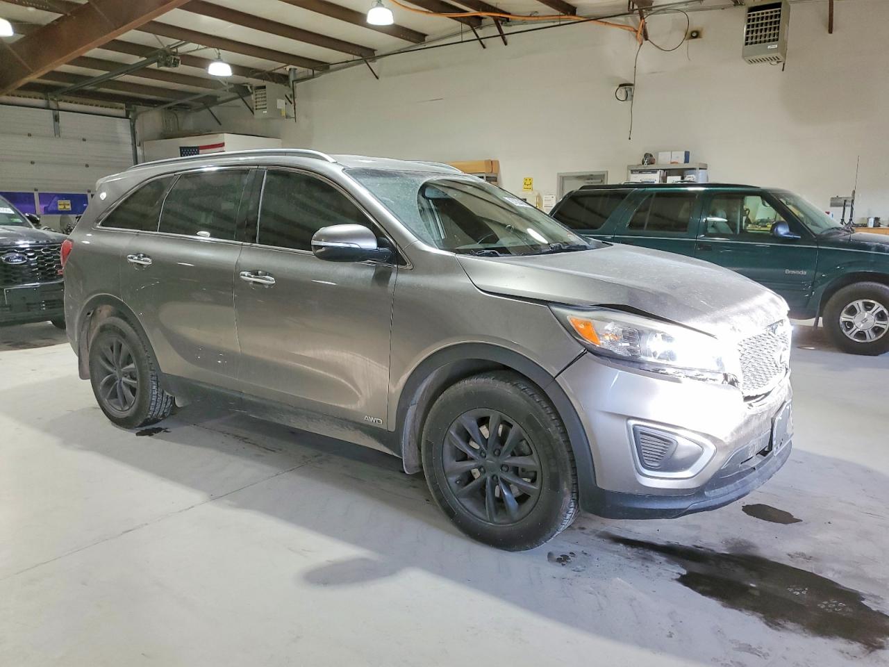 2016 KIA SORENTO LX photo 4