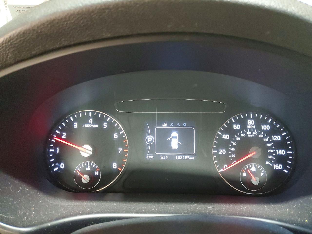2016 KIA SORENTO LX photo 9