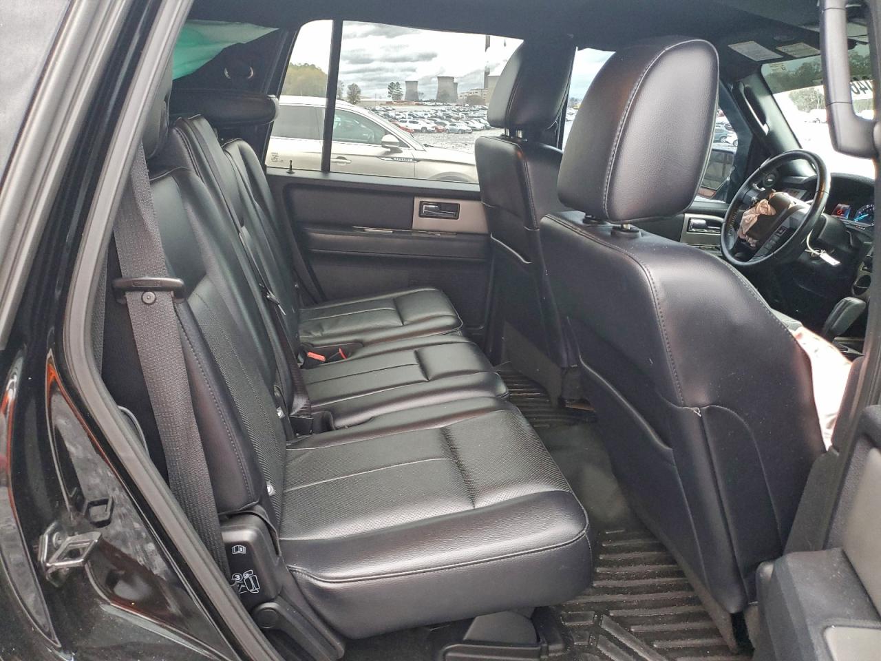 2017 FORD EXPEDITION XLT photo 19