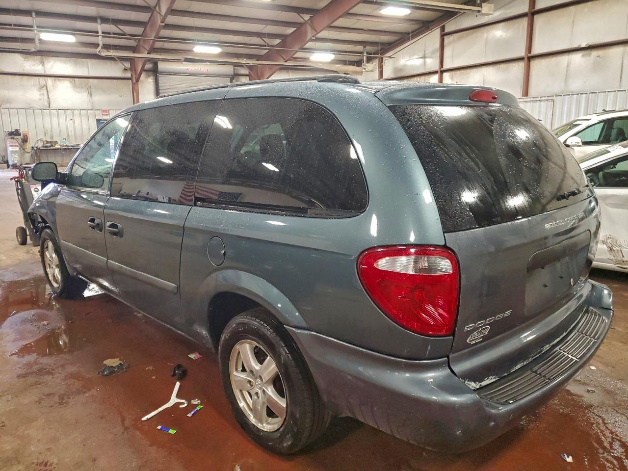 2007 DODGE GRAND CARAVAN SE photo 2