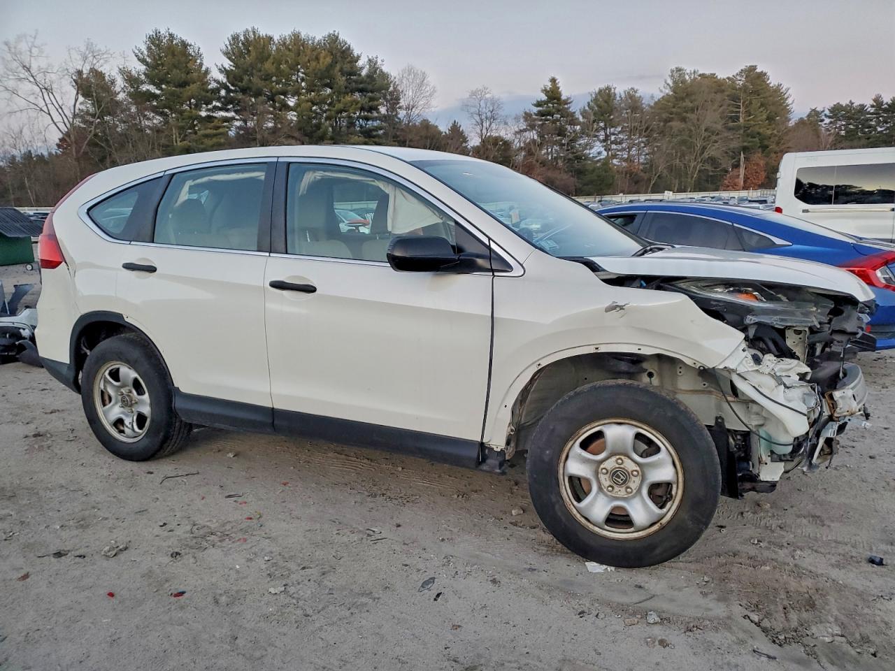 2016 HONDA CR-V LX photo 4