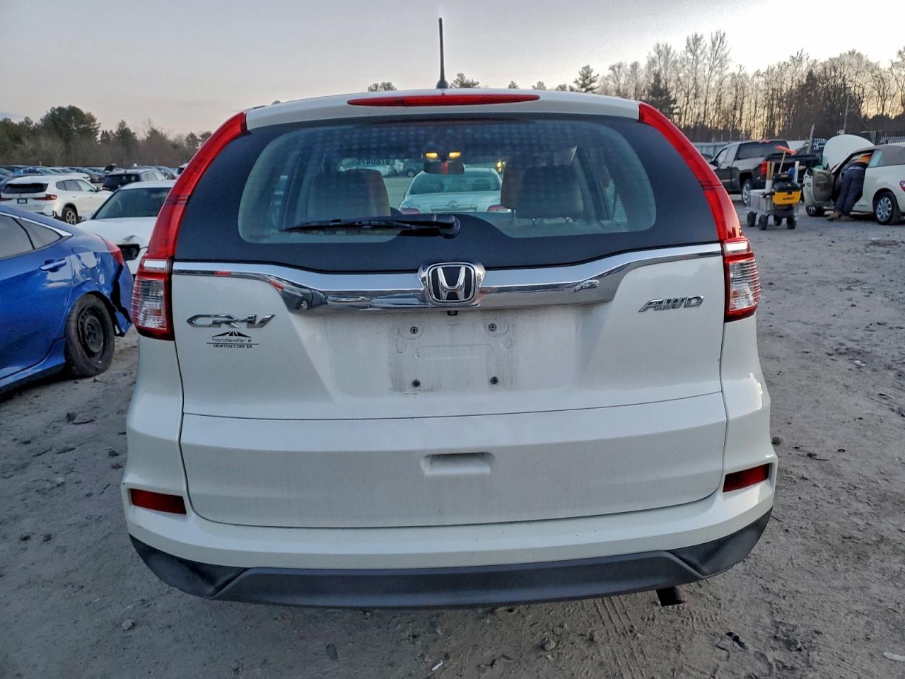2016 HONDA CR-V LX photo 6