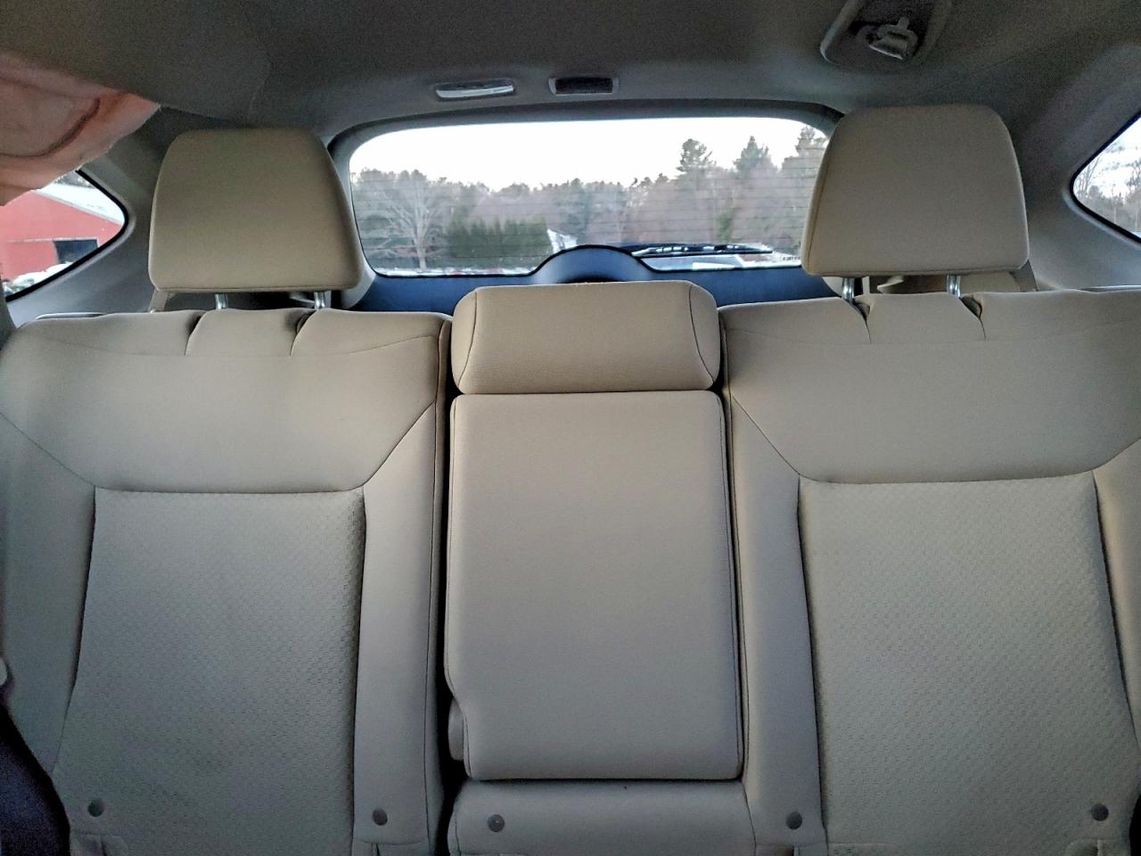2016 HONDA CR-V LX photo 10