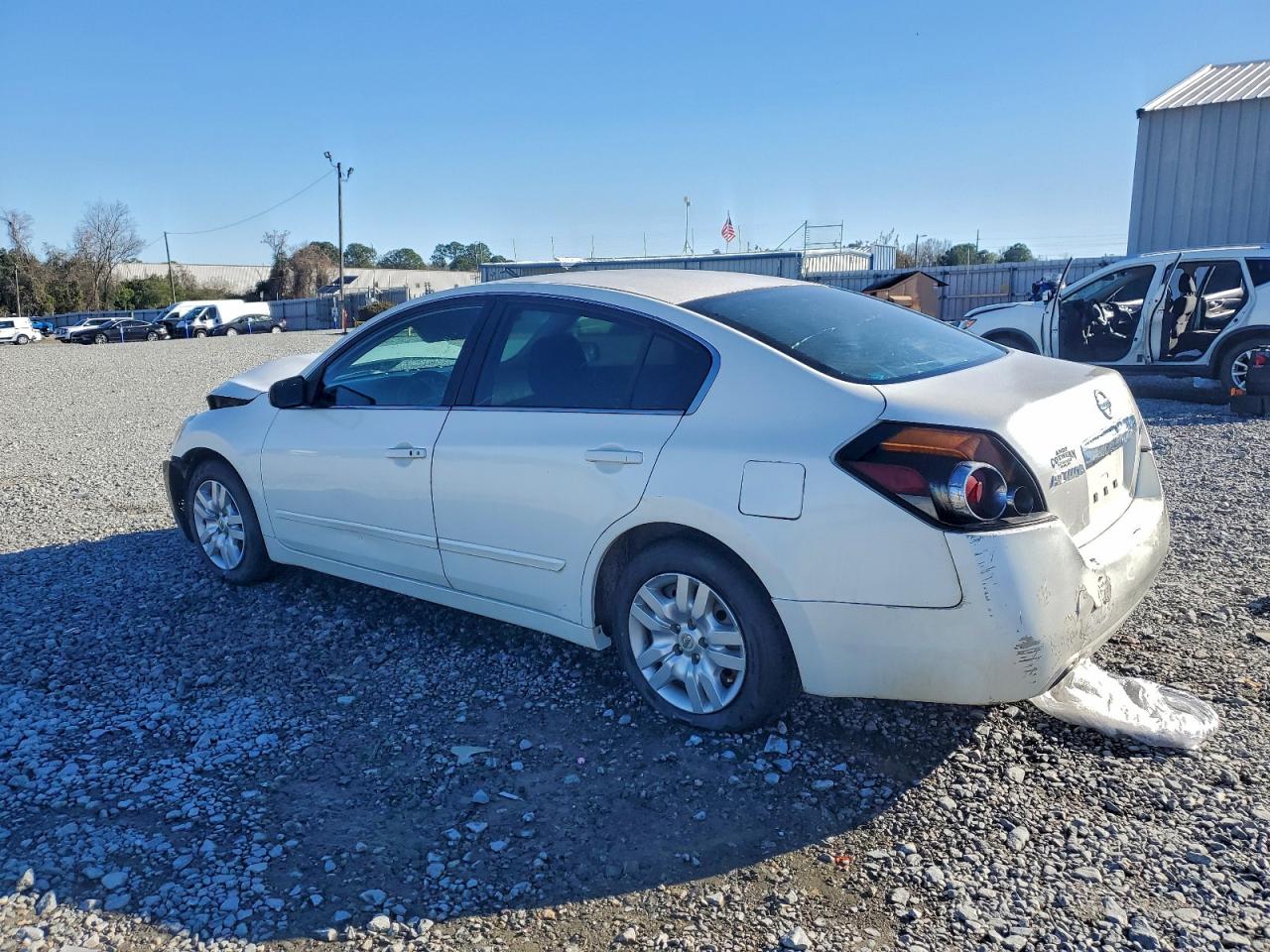 2011 NISSAN ALTIMA BASE photo 2