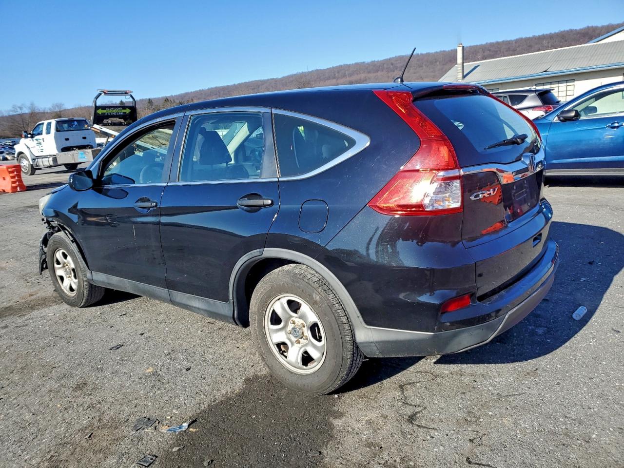2016 HONDA CR-V LX photo 2