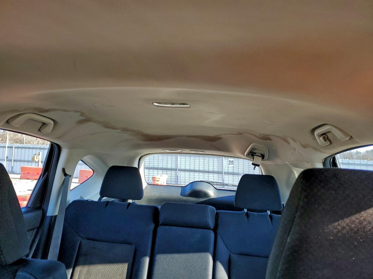 2016 HONDA CR-V LX photo 10